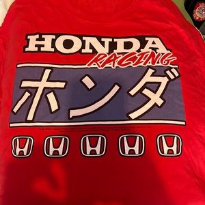Honda racing tshirt size XLarge in good condition